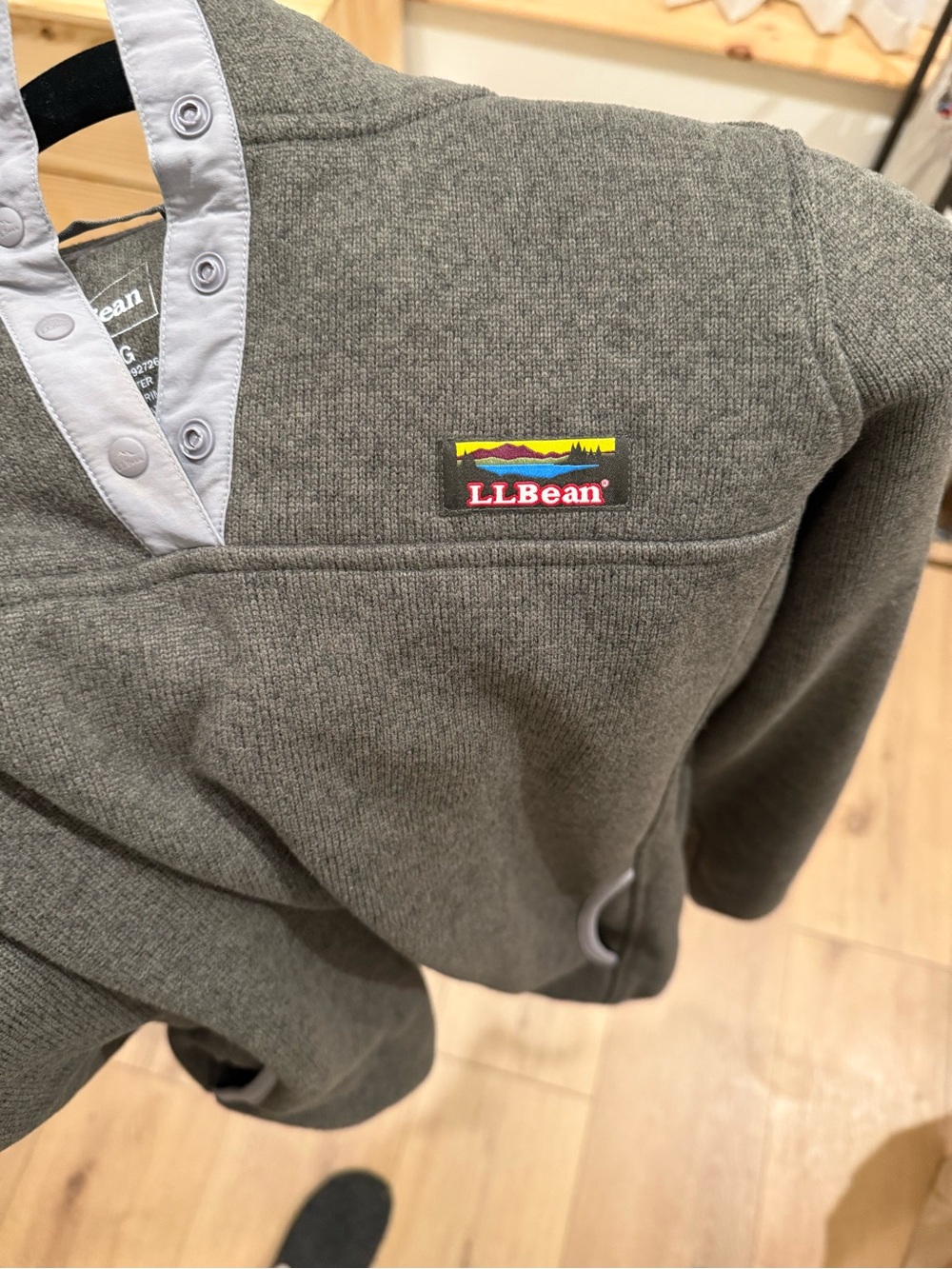 L.L.BEAN QUARTER BUTTON SWEATER